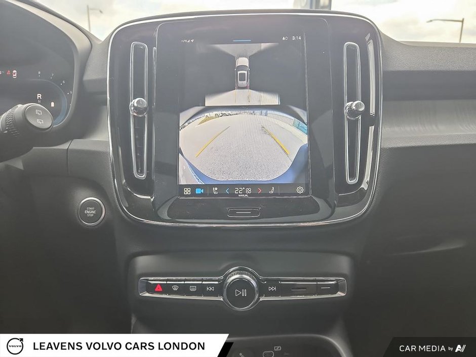 2025 Volvo XC40 PLUS BRIGHT THEME-18
