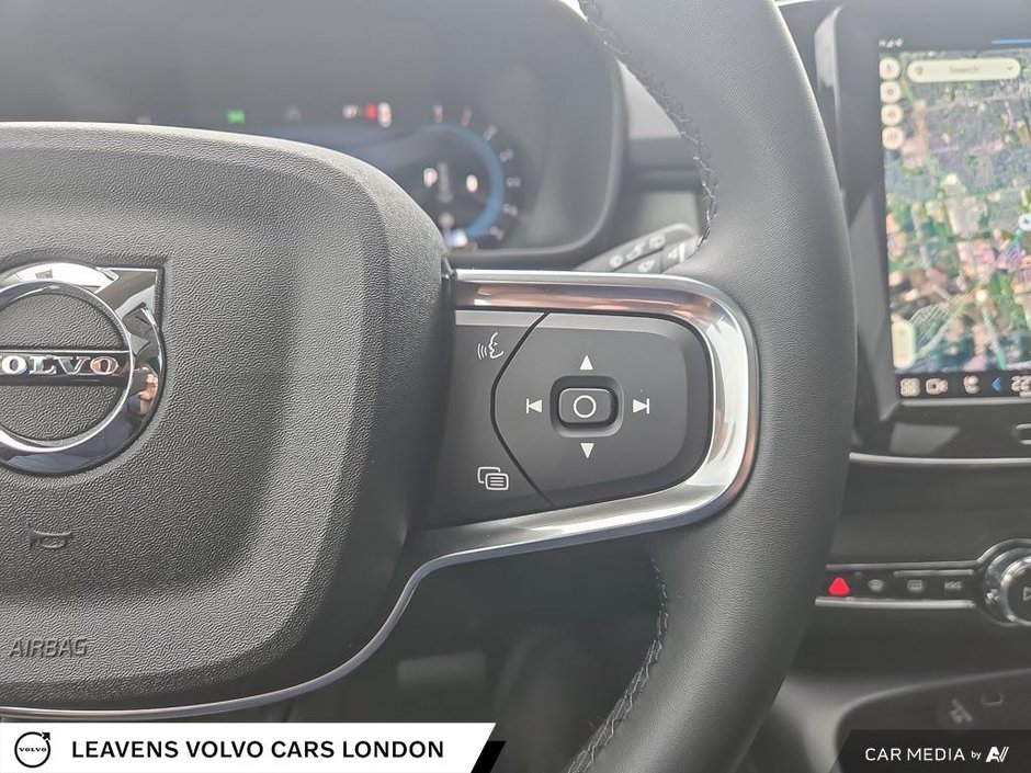 2025 Volvo XC40 PLUS BRIGHT THEME-15