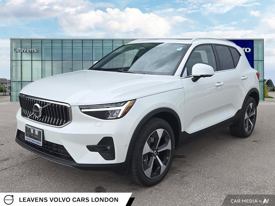 2025 Volvo XC40 PLUS BRIGHT THEME-2