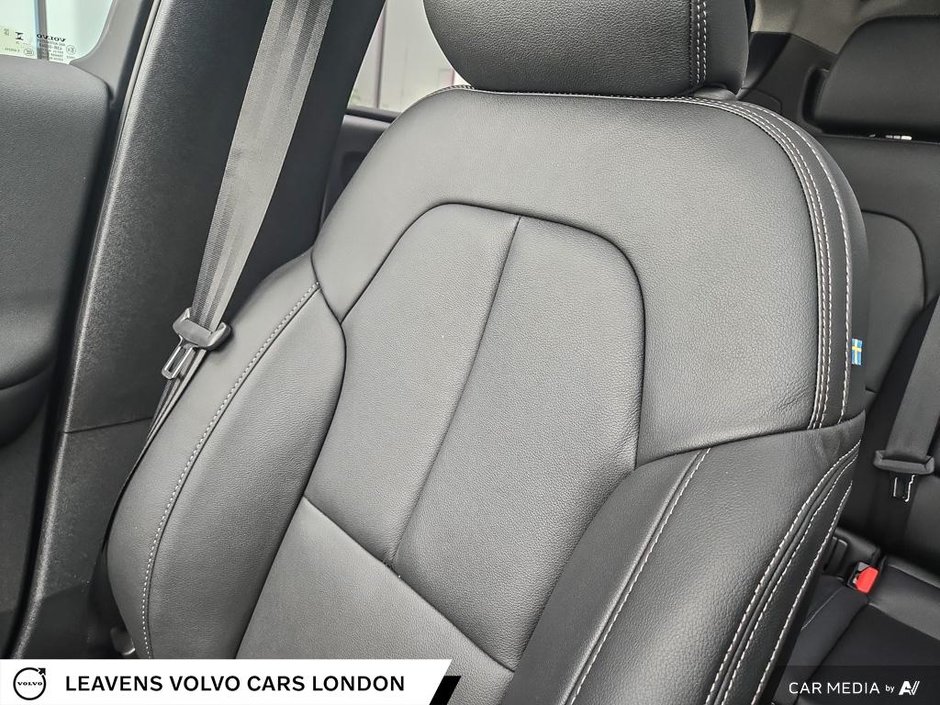 2025 Volvo XC40 PLUS BRIGHT THEME-19