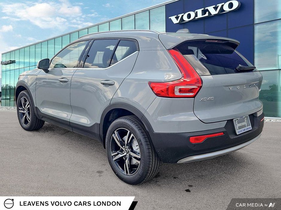 2025 Volvo XC40 CORE BRIGHT THEME-3