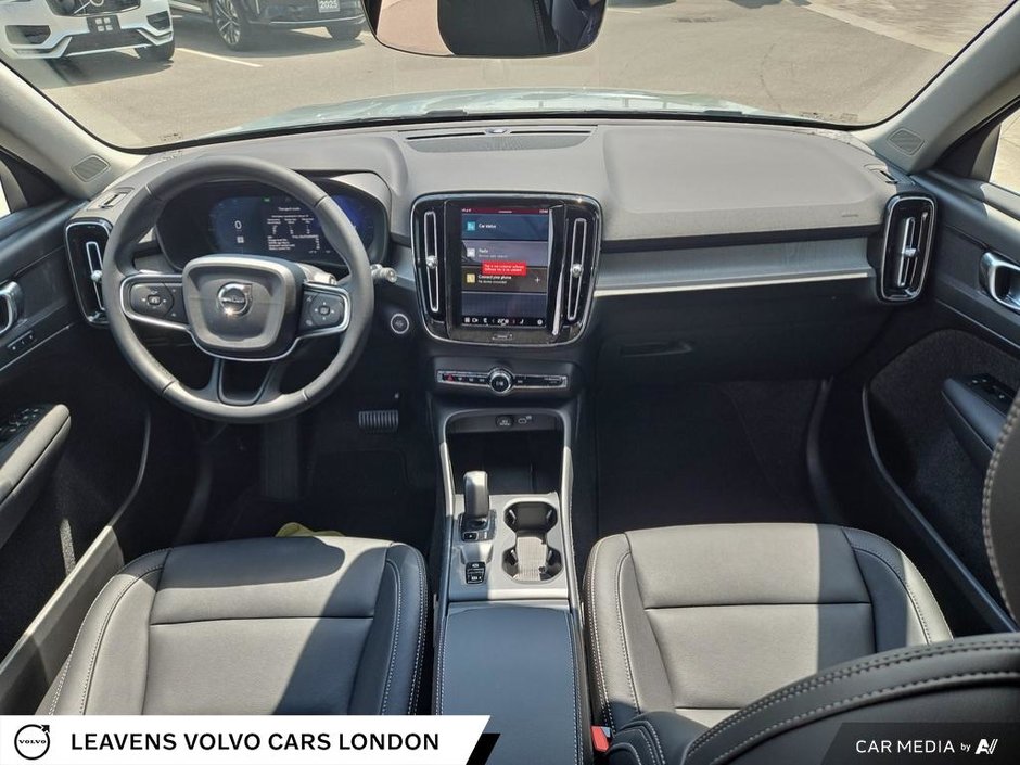 2025 Volvo XC40 CORE BRIGHT THEME-23