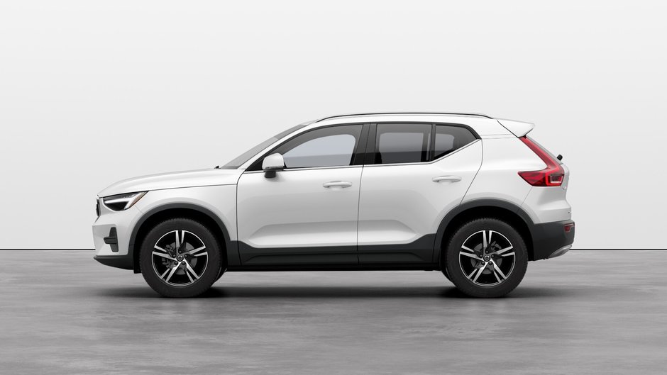 2025 Volvo XC40 CORE BRIGHT THEME-5