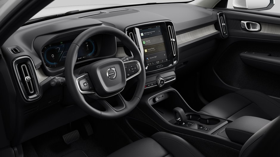 2025 Volvo XC40 CORE BRIGHT THEME-7