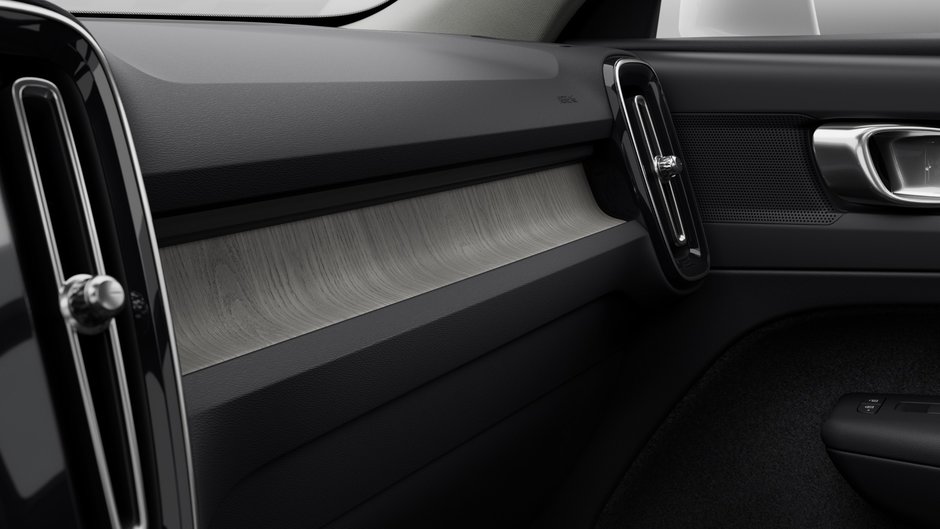 2025 Volvo XC40 CORE BRIGHT THEME-6