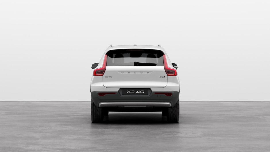 2025 Volvo XC40 PLUS BRIGHT THEME-3