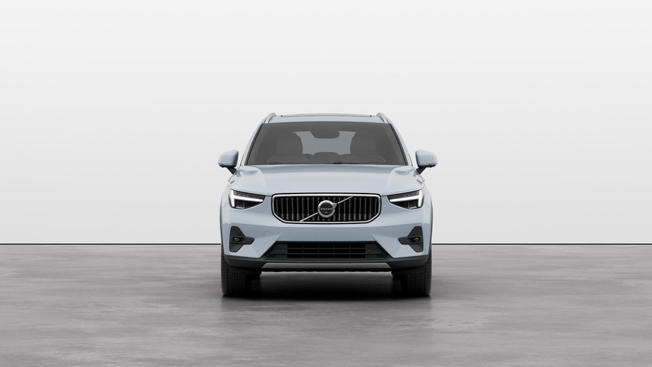 2025 Volvo XC40 PLUS BRIGHT THEME-2