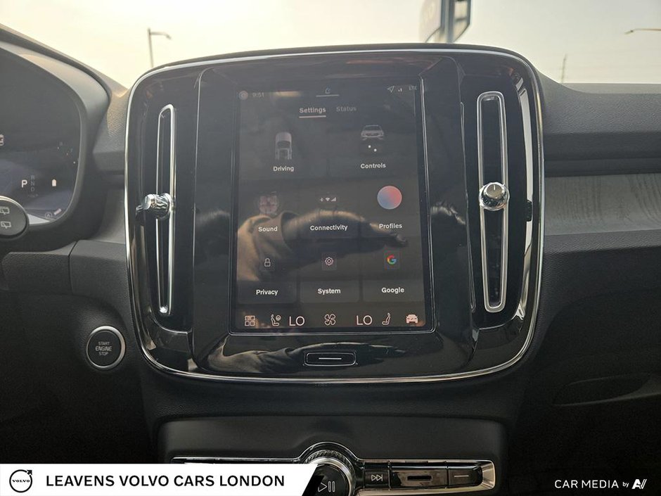 2026 Volvo XC40 PLUS DARK THEME-20