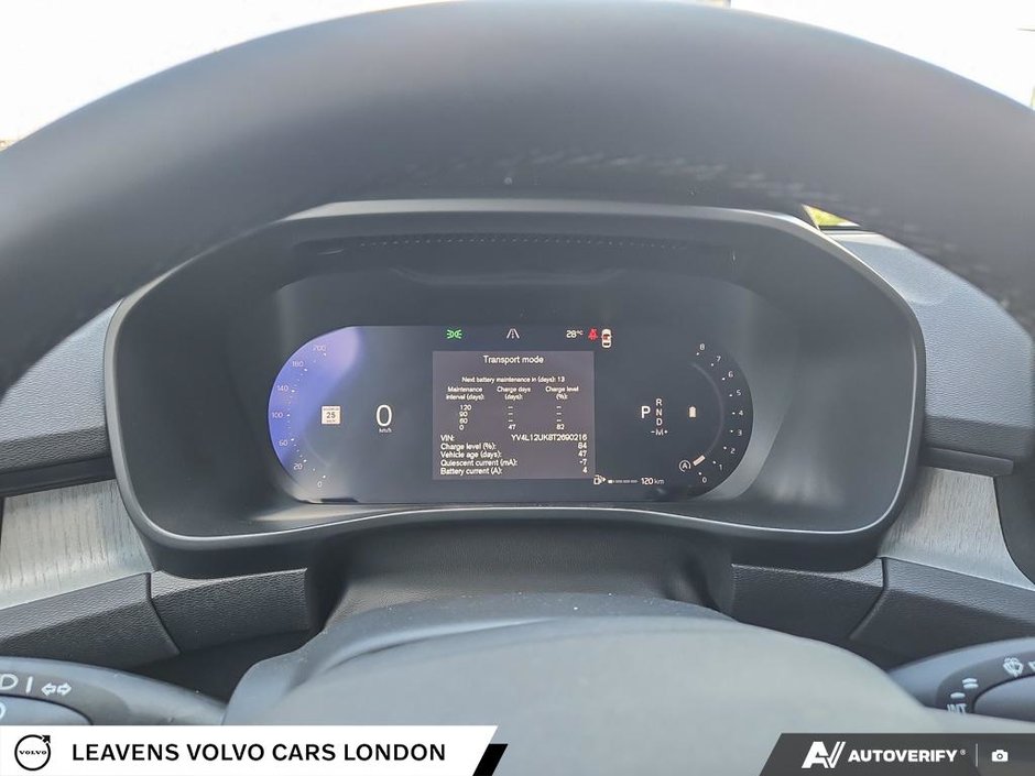 2026 Volvo XC40 CORE DARK THEME-14
