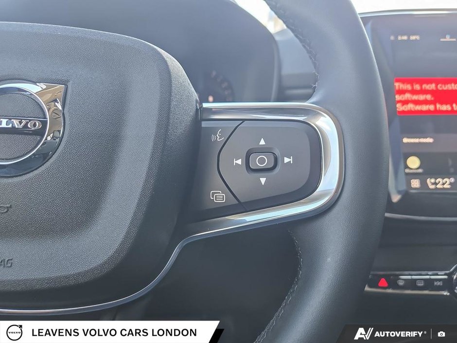 2026 Volvo XC40 CORE DARK THEME-15