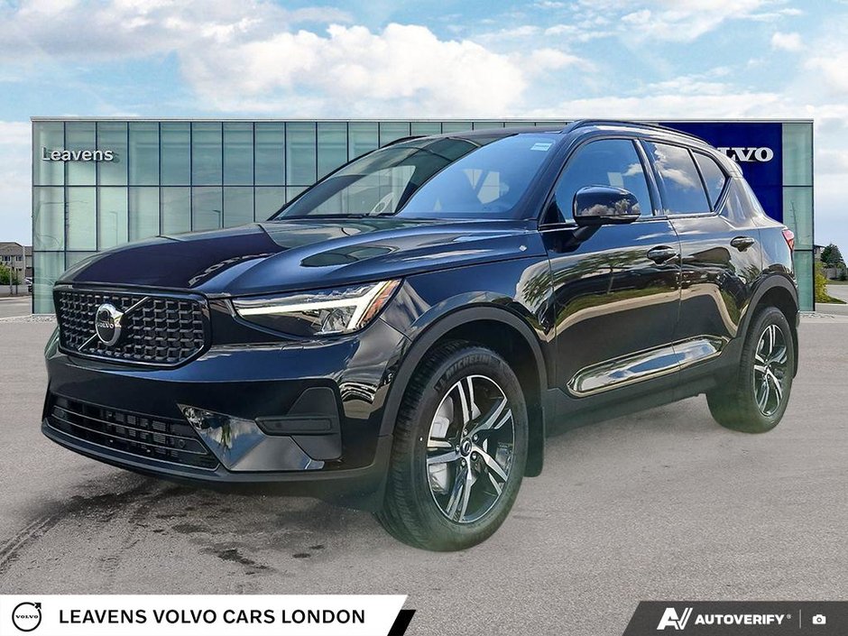 2026 Volvo XC40 CORE DARK THEME-2
