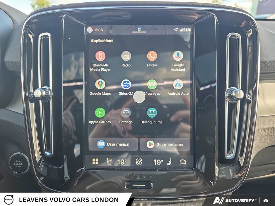 2026 Volvo XC40 PLUS DARK THEME-28