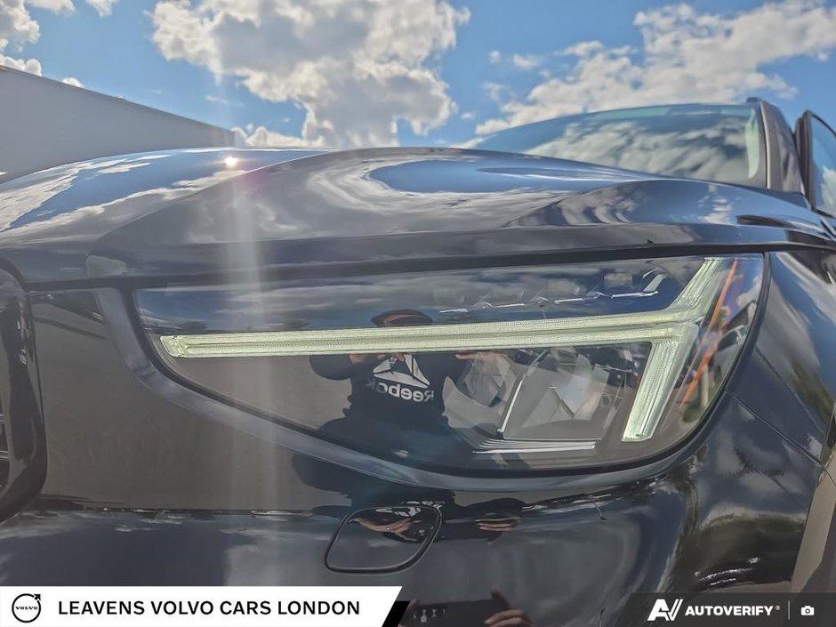 2026 Volvo XC40 PLUS DARK THEME-7