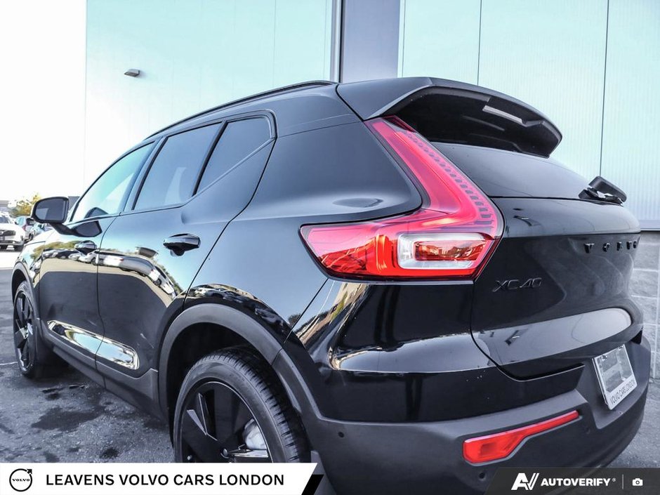 2026 Volvo XC40 ULTRA BLACK EDITION-10