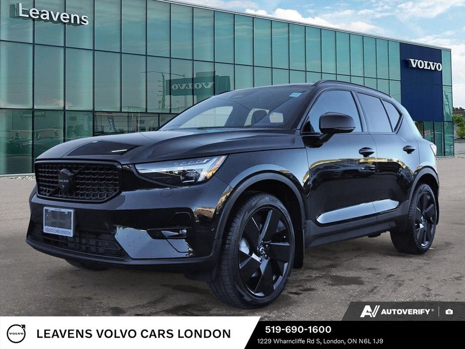2026 Volvo XC40 ULTRA BLACK EDITION-0