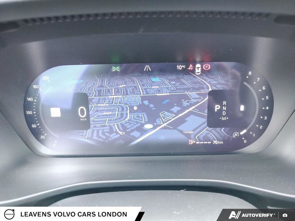 2026 Volvo XC40 PLUS DARK THEME-14