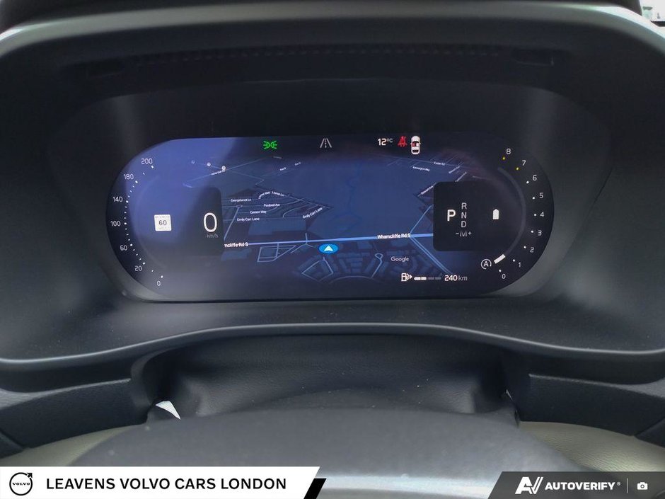 2026 Volvo XC40 PLUS DARK THEME-14