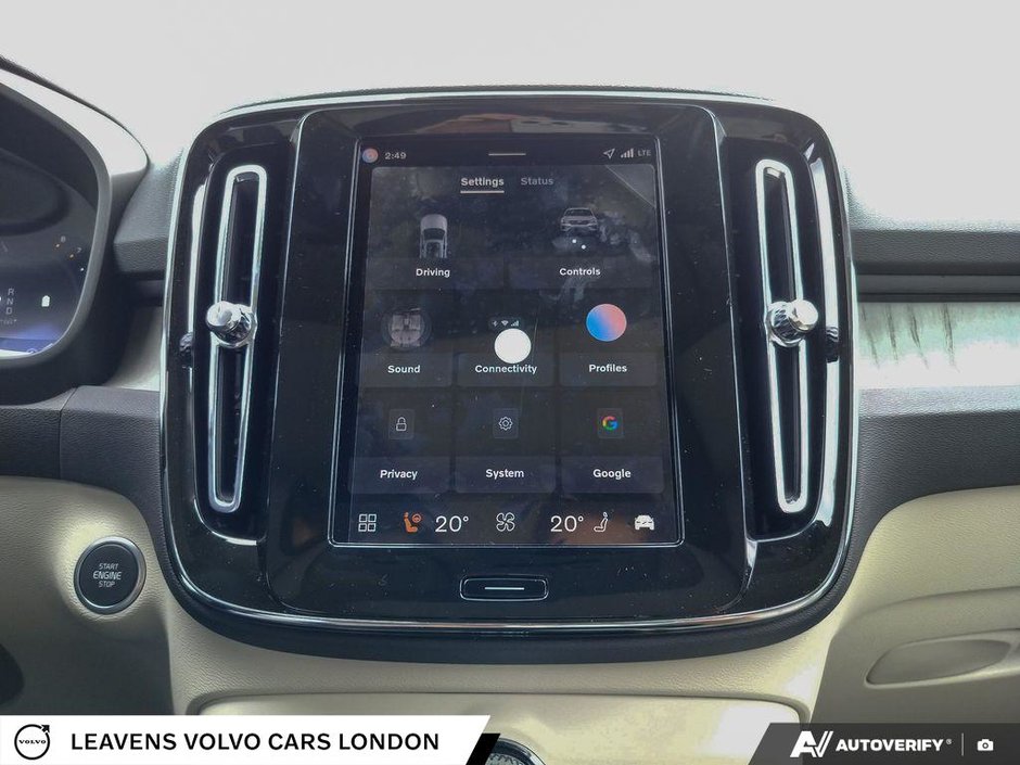 2026 Volvo XC40 PLUS DARK THEME-27