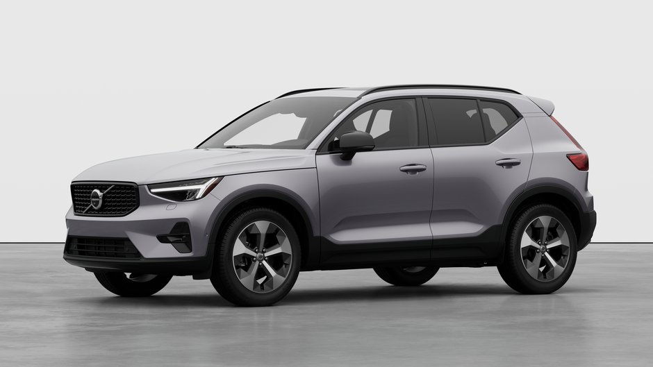 2026 Volvo XC40 PLUS DARK THEME-0