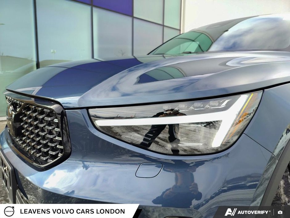 2026 Volvo XC40 ULTRA BLACK EDITION-9