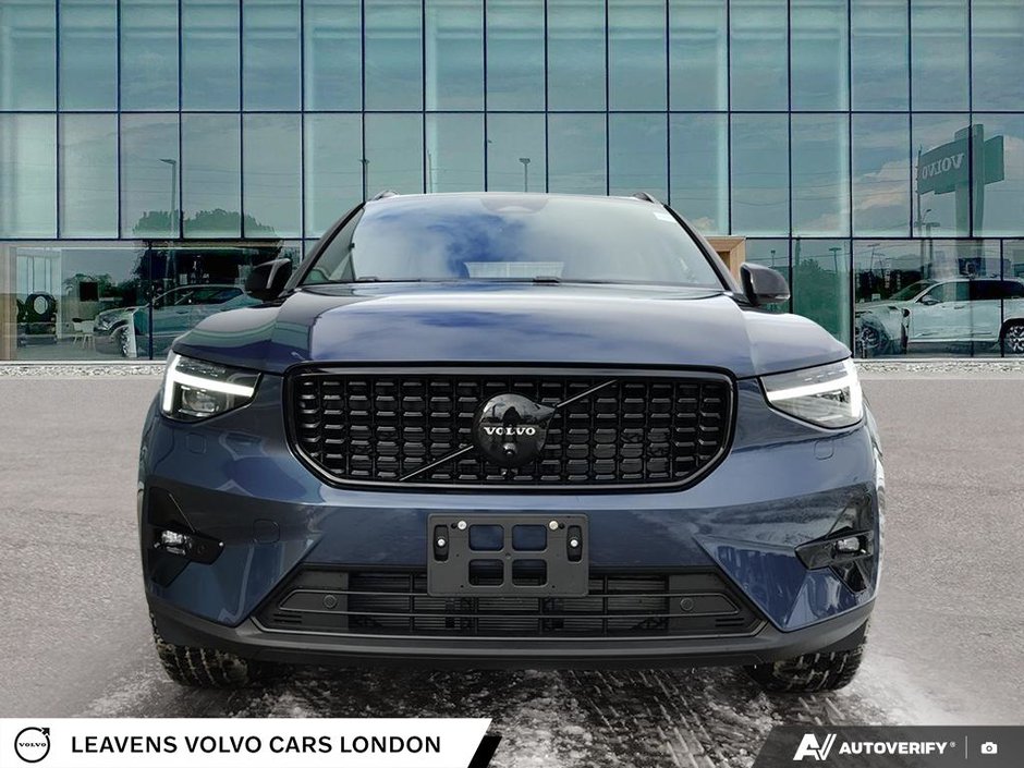 2026 Volvo XC40 ULTRA BLACK EDITION-1