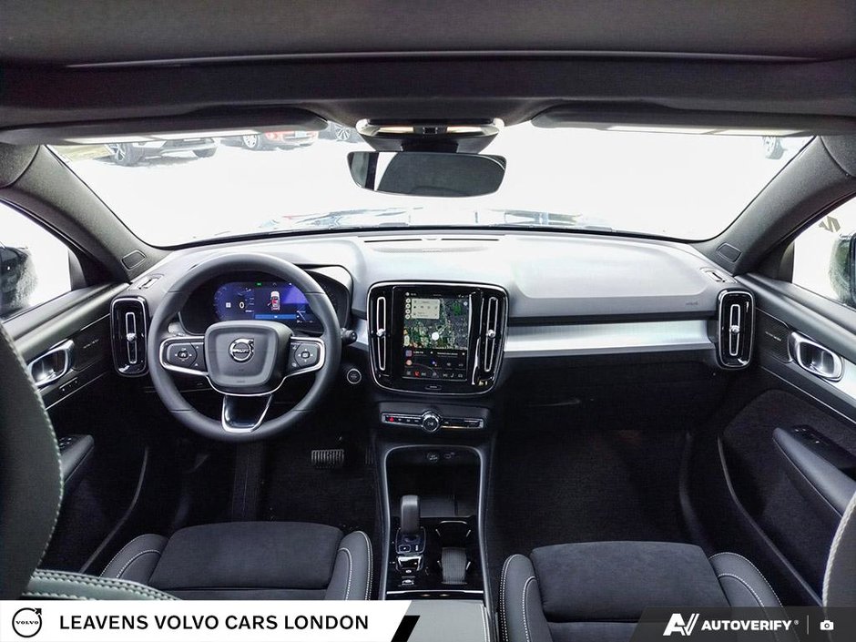 2026 Volvo XC40 ULTRA BLACK EDITION-27