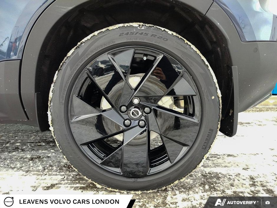 2026 Volvo XC40 ULTRA BLACK EDITION-5