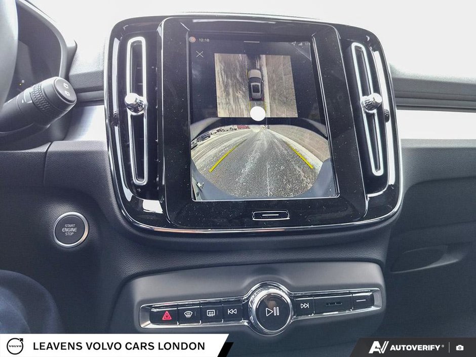 2026 Volvo XC40 ULTRA BLACK EDITION-18