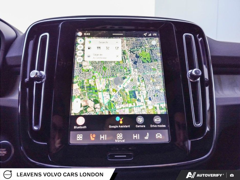 2026 Volvo XC40 PLUS DARK THEME-28