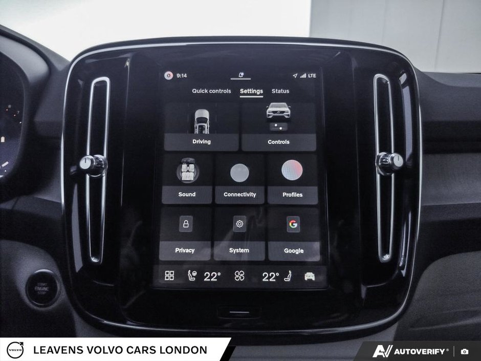 2026 Volvo XC40 PLUS DARK THEME-27