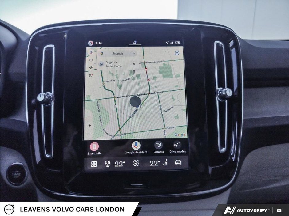 2026 Volvo XC40 PLUS DARK THEME-28