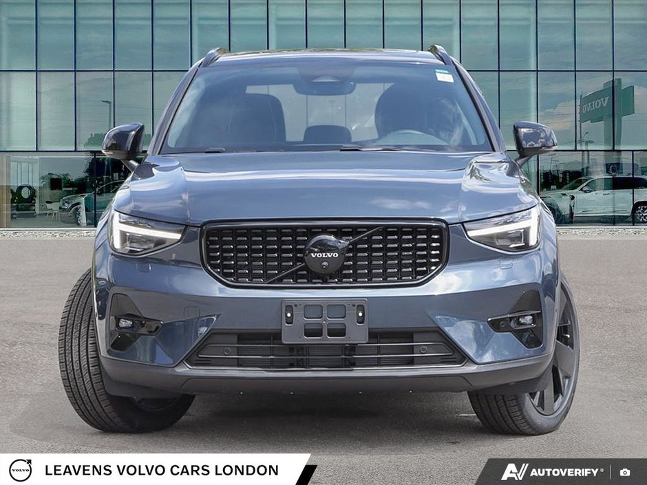 2026 Volvo XC40 ULTRA BLACK EDITION-1