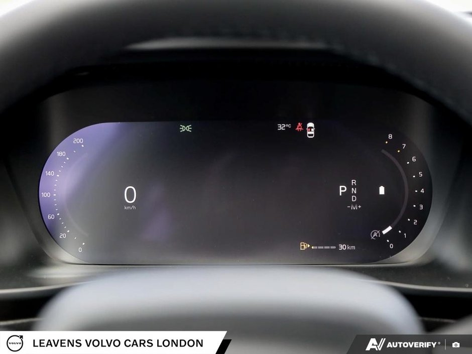 2026 Volvo XC40 ULTRA BLACK EDITION-14
