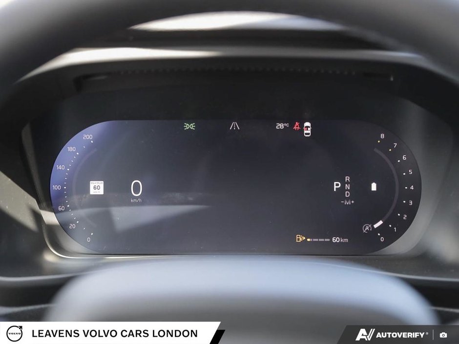 2026 Volvo XC40 PLUS DARK THEME-14
