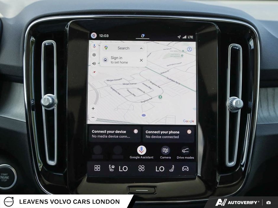 2026 Volvo XC40 PLUS DARK THEME-20