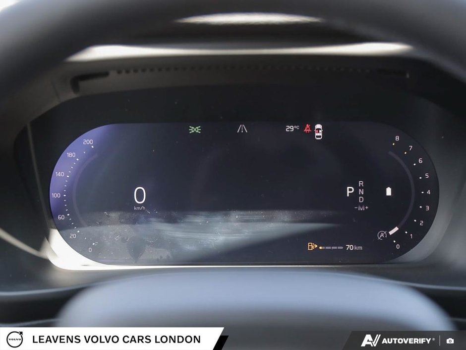 2026 Volvo XC40 PLUS DARK THEME-14