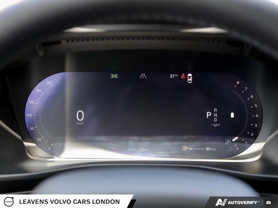 2026 Volvo XC40 PLUS DARK THEME-14