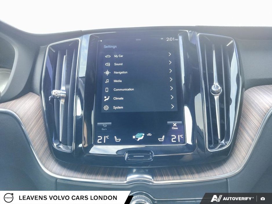 2021 Volvo XC60 HYBRID XC60 PLUG-IN HYBRID-27