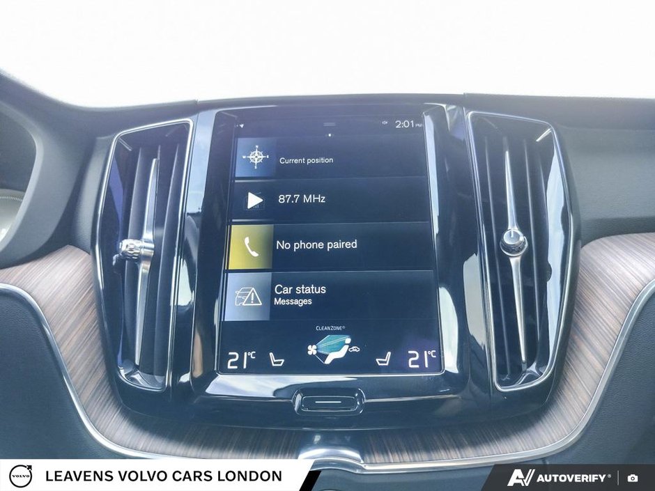2021 Volvo XC60 HYBRID XC60 PLUG-IN HYBRID-26