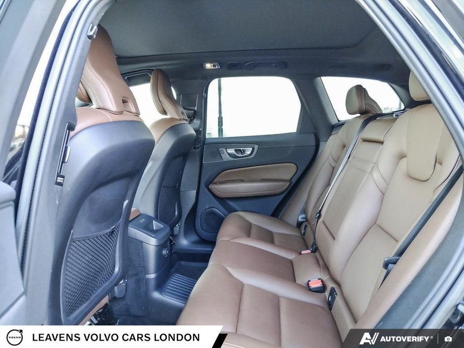 2021 Volvo XC60 HYBRID XC60 PLUG-IN HYBRID-22