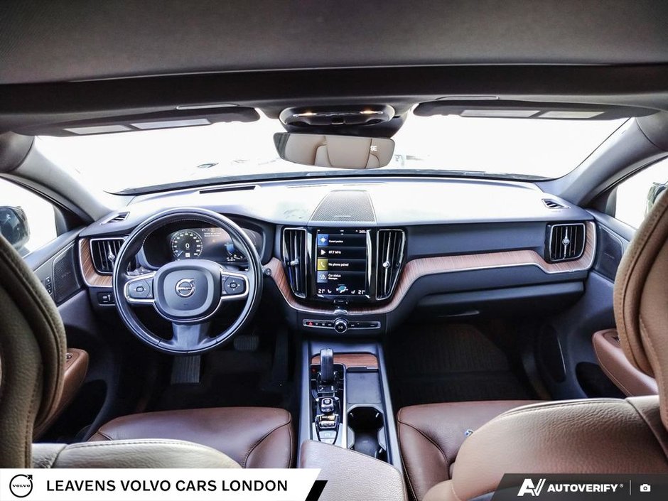 2021 Volvo XC60 HYBRID XC60 PLUG-IN HYBRID-23