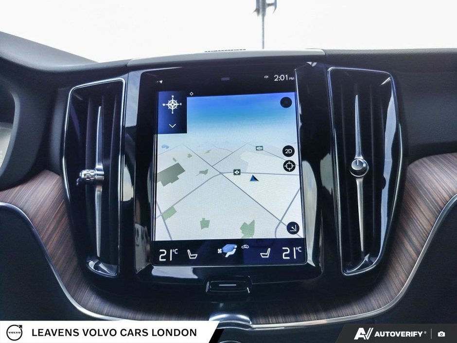 2021 Volvo XC60 HYBRID XC60 PLUG-IN HYBRID-28