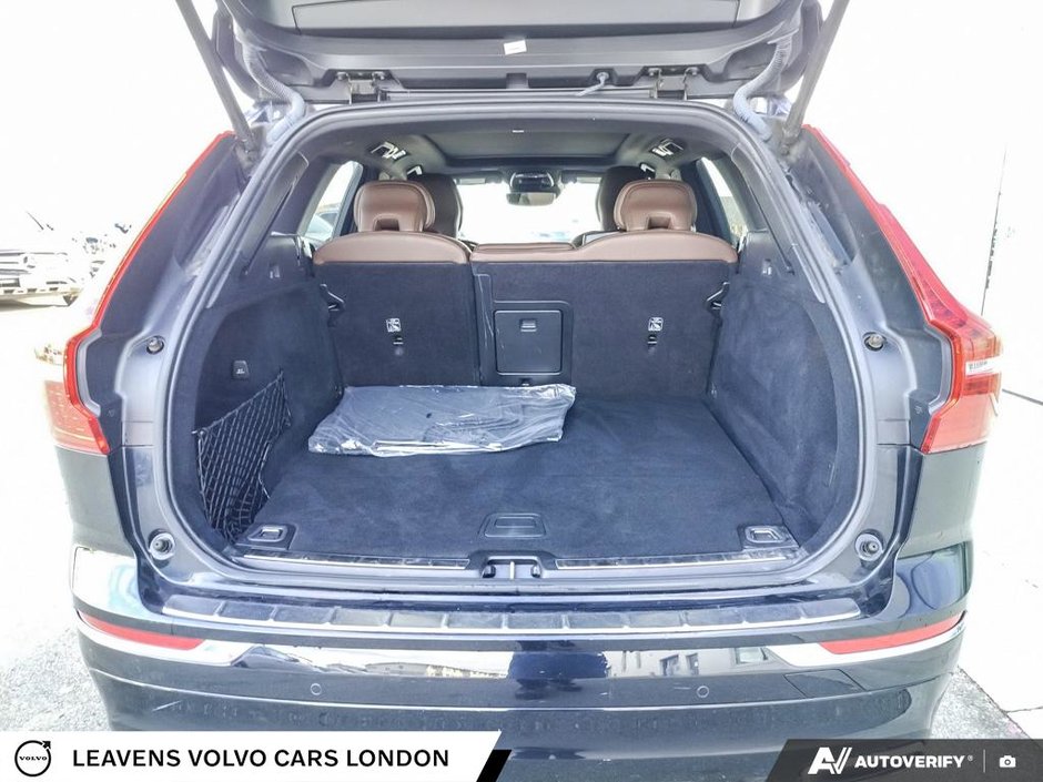 2021 Volvo XC60 HYBRID XC60 PLUG-IN HYBRID-11