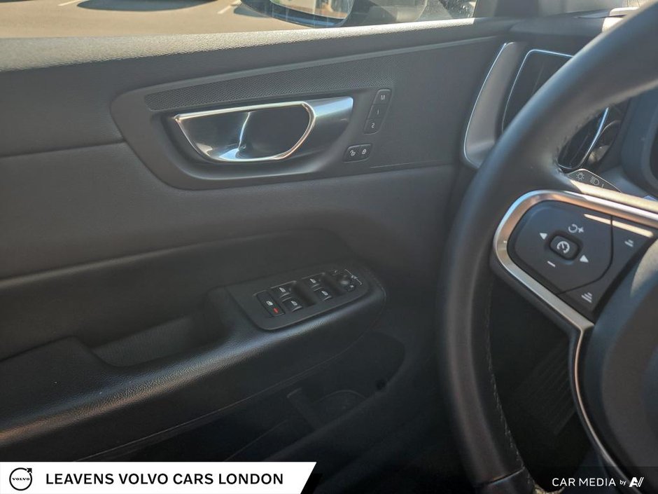 2023 Volvo XC60 HYBRID XC60 PLUG-IN HYBRID-16