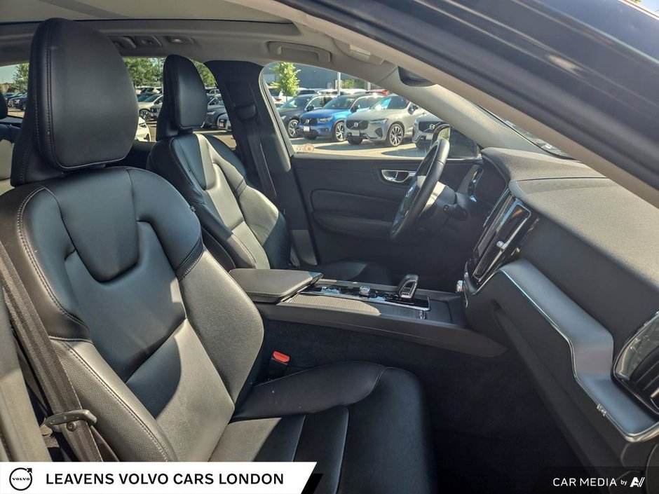 2023 Volvo XC60 HYBRID XC60 PLUG-IN HYBRID-21