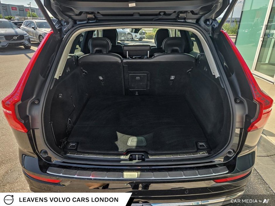 2023 Volvo XC60 HYBRID XC60 PLUG-IN HYBRID-11