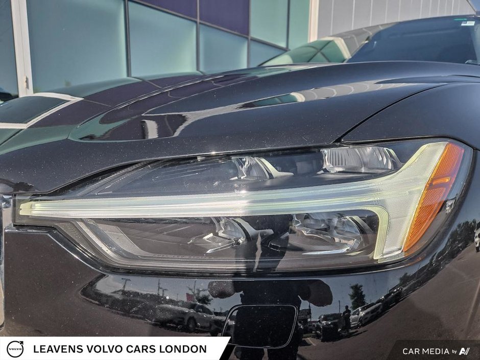 2023 Volvo XC60 HYBRID XC60 PLUG-IN HYBRID-7