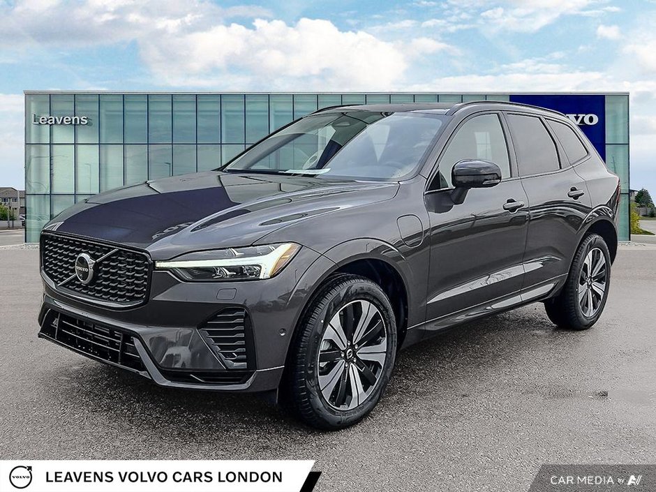 2025 Volvo XC60 Plug-in Hybrid PLUS DARK THEME-2