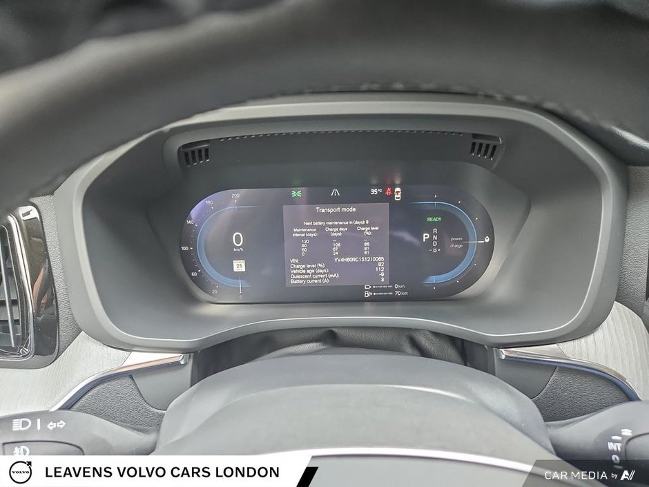 2025 Volvo XC60 Plug-in Hybrid PLUS DARK THEME-14