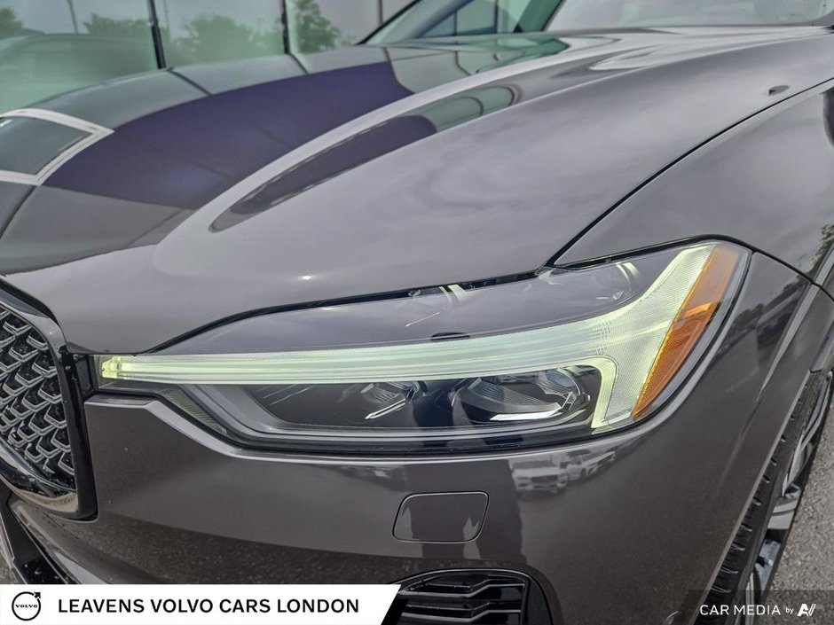 2025 Volvo XC60 Plug-in Hybrid ULTRA DARK THEME-7